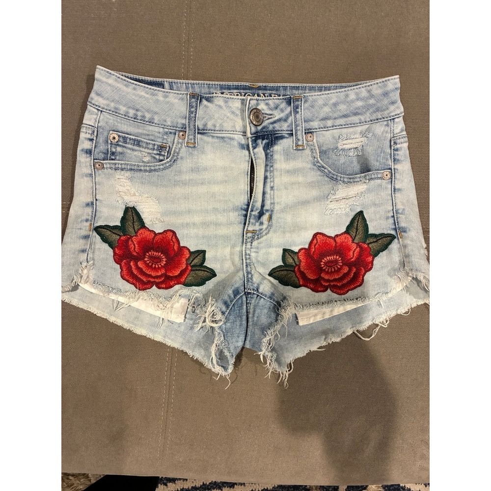 American Eagle Distressed Shorts with flowers - Size 4